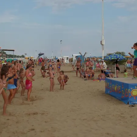 Ferienwohnung Fuer 6 Personen Ca 48 Qm In Bibione, Adriakueste Italien Und Umgebung ビビオーネ