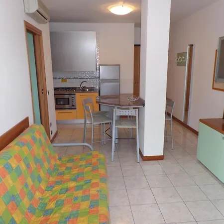 Ferienwohnung Fuer 6 Personen Ca 48 Qm In Bibione, Adriakueste Italien Und Umgebung アパート *