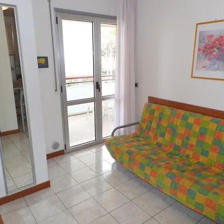 Ferienwohnung Fuer 6 Personen Ca 48 Qm In Bibione, Adriakueste Italien Und Umgebung アパート *